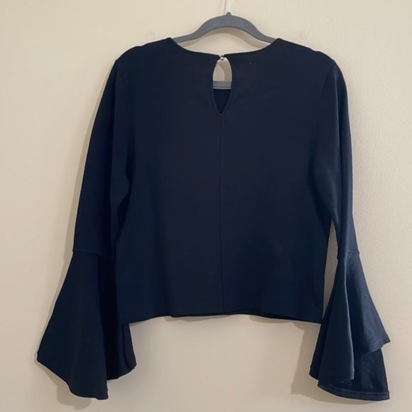 Eliza J Bell Sleeve Knit Sweater Size L - Picture 6 of 8